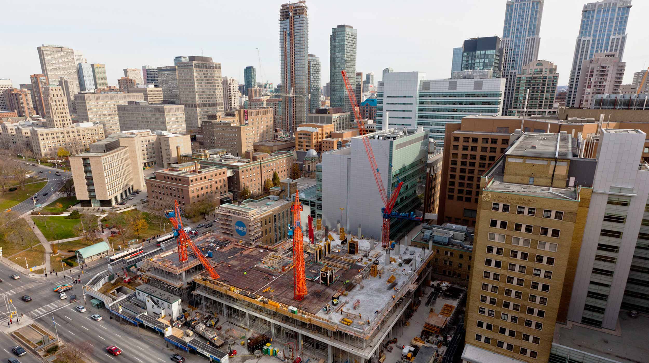 Ubicado en el distrito Discovery de Toronto, la Fase II del Centro MaRs sumará 74.000 m² al complejo ya existente.
