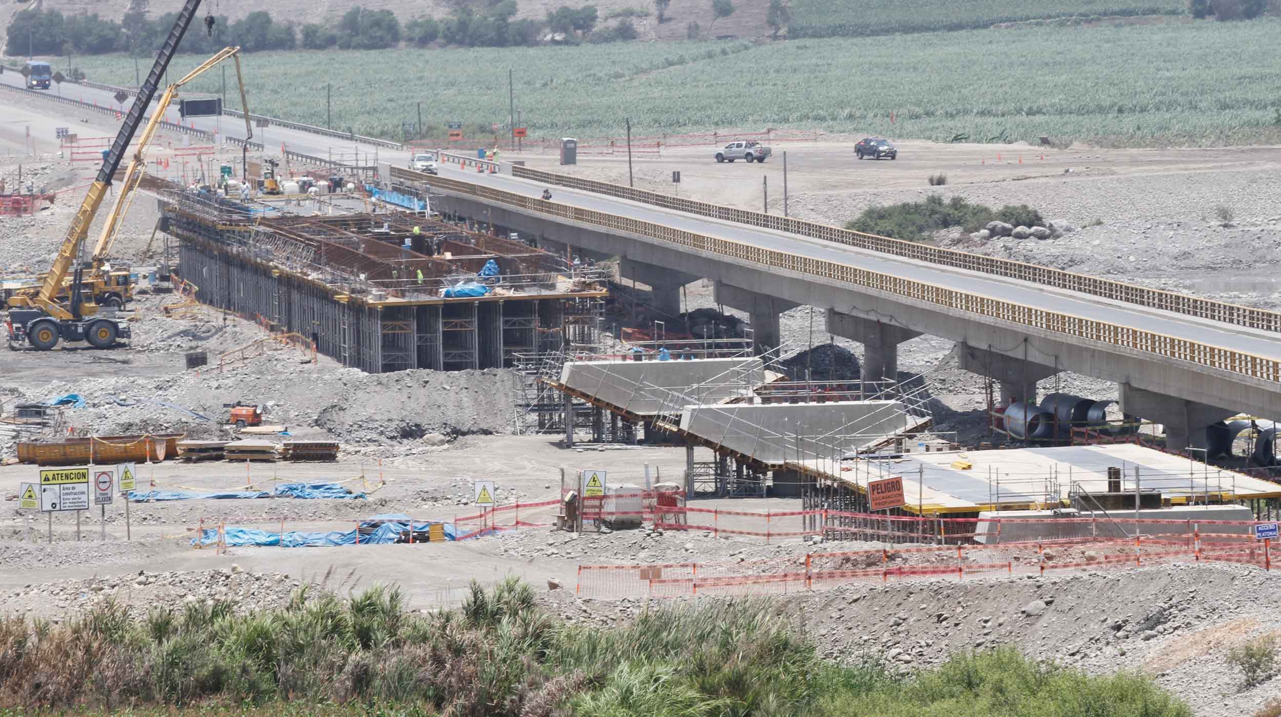 Este es el segundo tramo de la concesión del tramo vial Ancón-Huacho-Pativilca, esta etapa de 57.6 kilómetros de la autopista unirá a los distritos de Huacho y Pativilca.