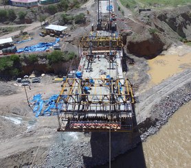 Puente Allcomachay, Ayacucho, Perú