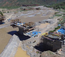 Puente Allcomachay, Ayacucho, Perú