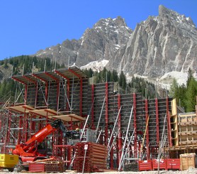 Puente sobre el Río Rudavoi, Belluno, Italia