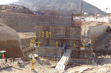 Vía Parque Rimac, Lima, Perú