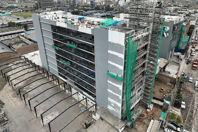 La construcción de la nueva sede de la Universidad Norbert Wiener cuenta con las soluciones integrales de ULMA