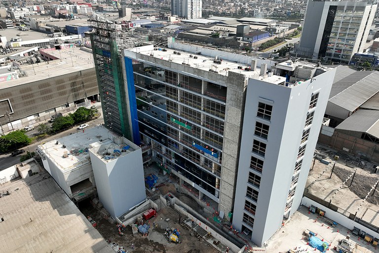 La construcción de la nueva sede de la Universidad Norbert Wiener cuenta con las soluciones integrales de ULMA