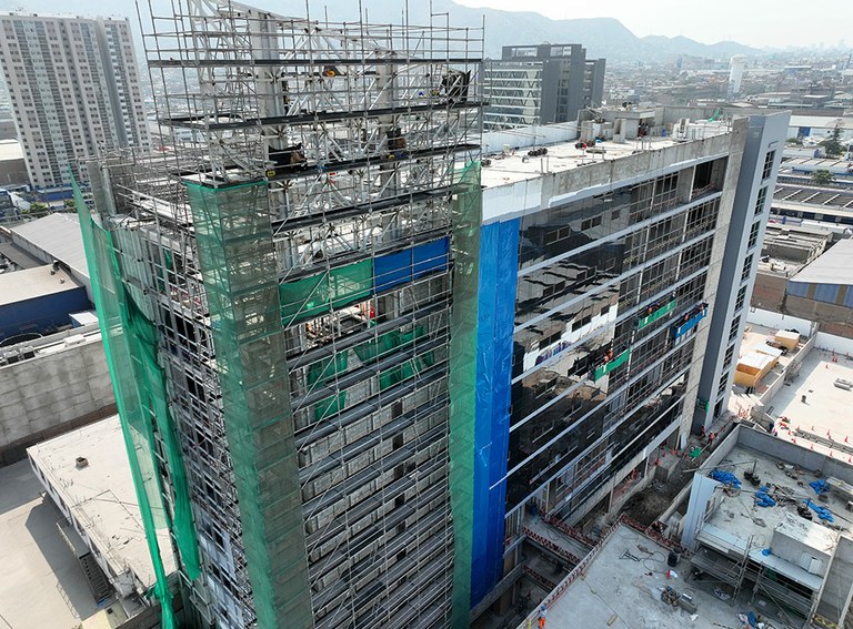 La construcción de la nueva sede de la Universidad Norbert Wiener cuenta con las soluciones integrales de ULMA