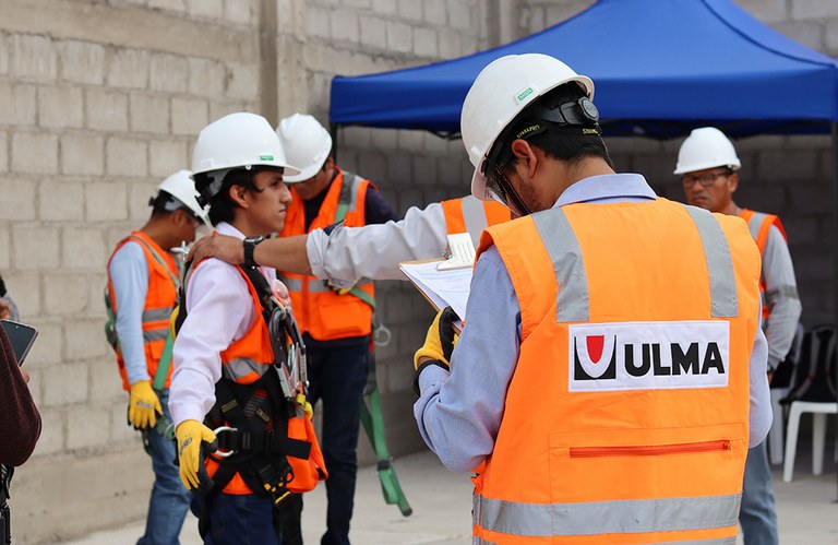 ULMA capacita a pobladores de Moquegua  para desarrollo local