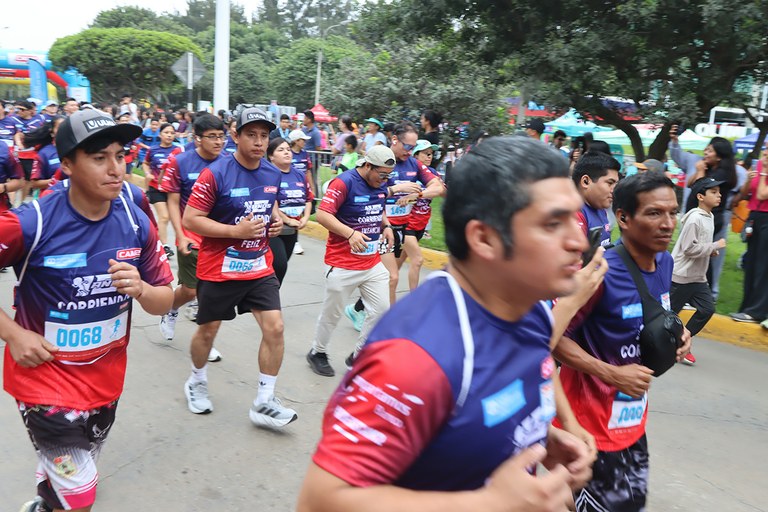 ULMA participó en la carrera solidaria “Corriendo por una infancia feliz”