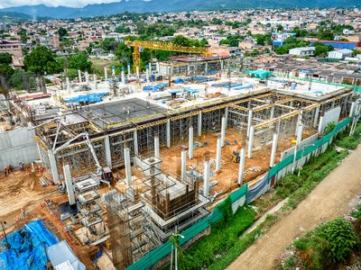 Soluciones y acompañamiento técnico de ULMA para la construcción de un nuevo centro comercial en Tarapoto